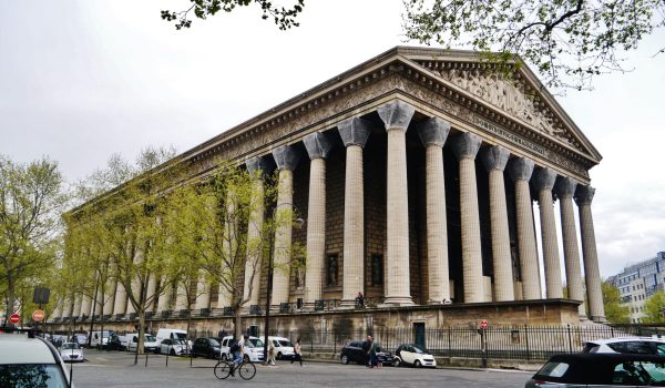 Nhà thờ Madeleine: Vẻ đẹp tân cổ điển