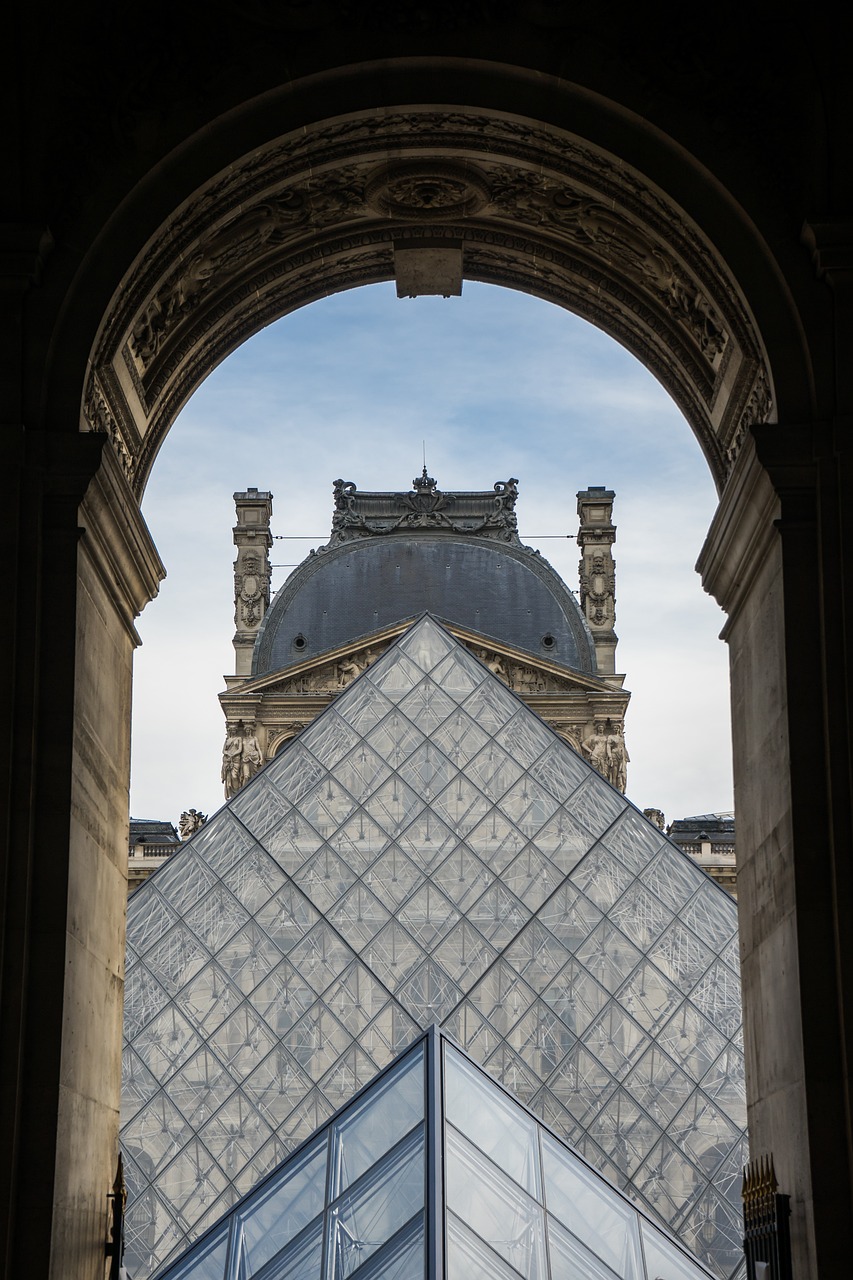 louvre, paris, france-7146800.jpg